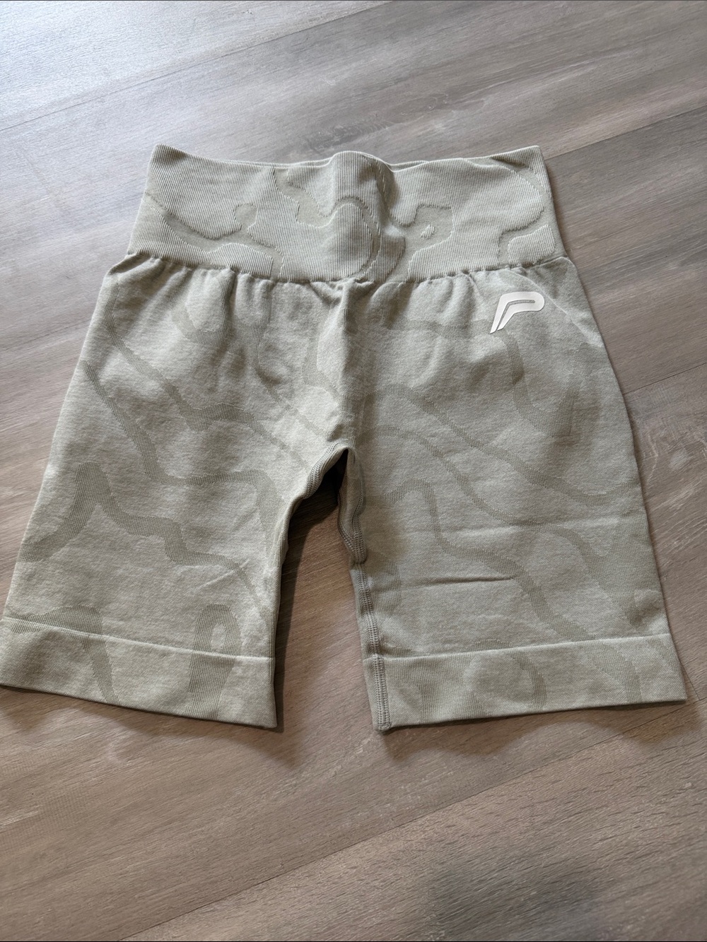 Pursue Fitness shorts size small
